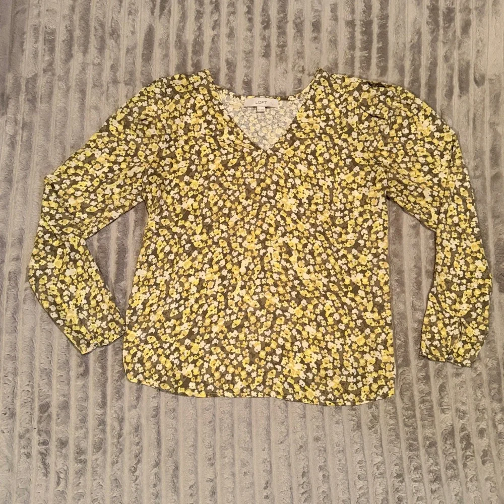 LOFT Womens Yellow Olive Green Floral V-Neck Puff Sleeve Blouse Top M